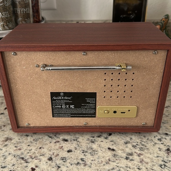 Hearth & Hand with Magnolia Bluetooth Radio - Picture 2 of 6